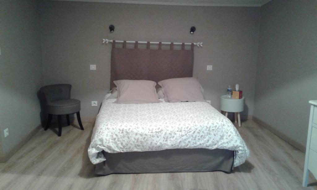 Au Passage Des Grues Bed & Breakfast Drosnay Luaran gambar